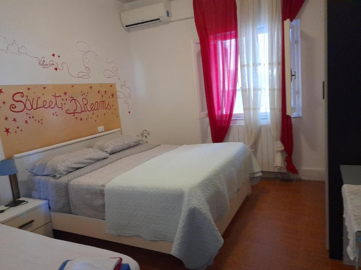 Apartamento Sogno Vacanze Massa  Exterior foto