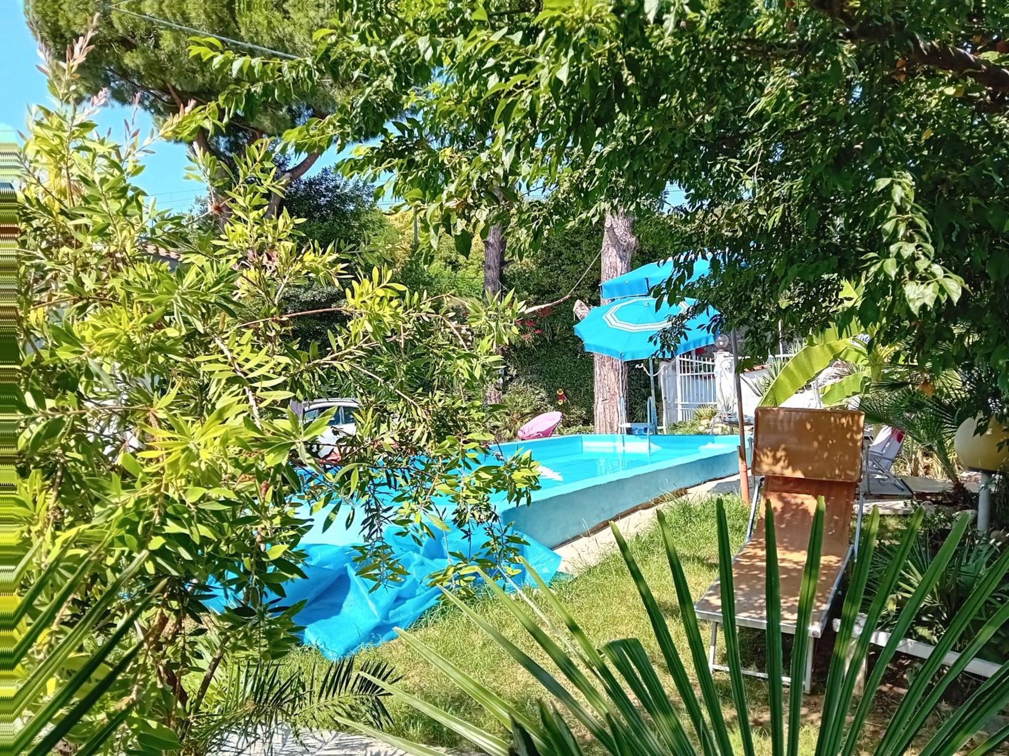 Apartamento Sogno Vacanze Massa  Exterior foto