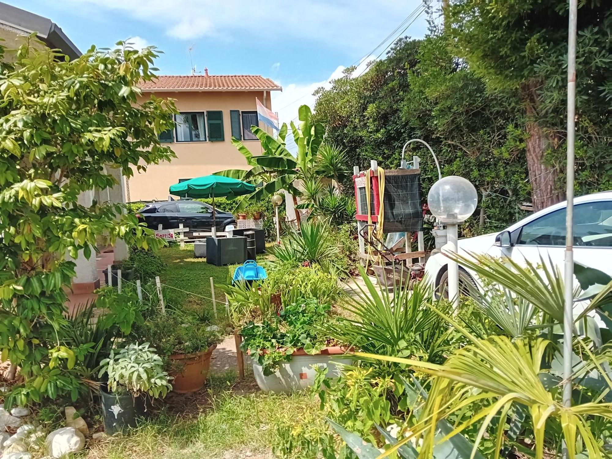 Apartamento Sogno Vacanze Massa  Exterior foto